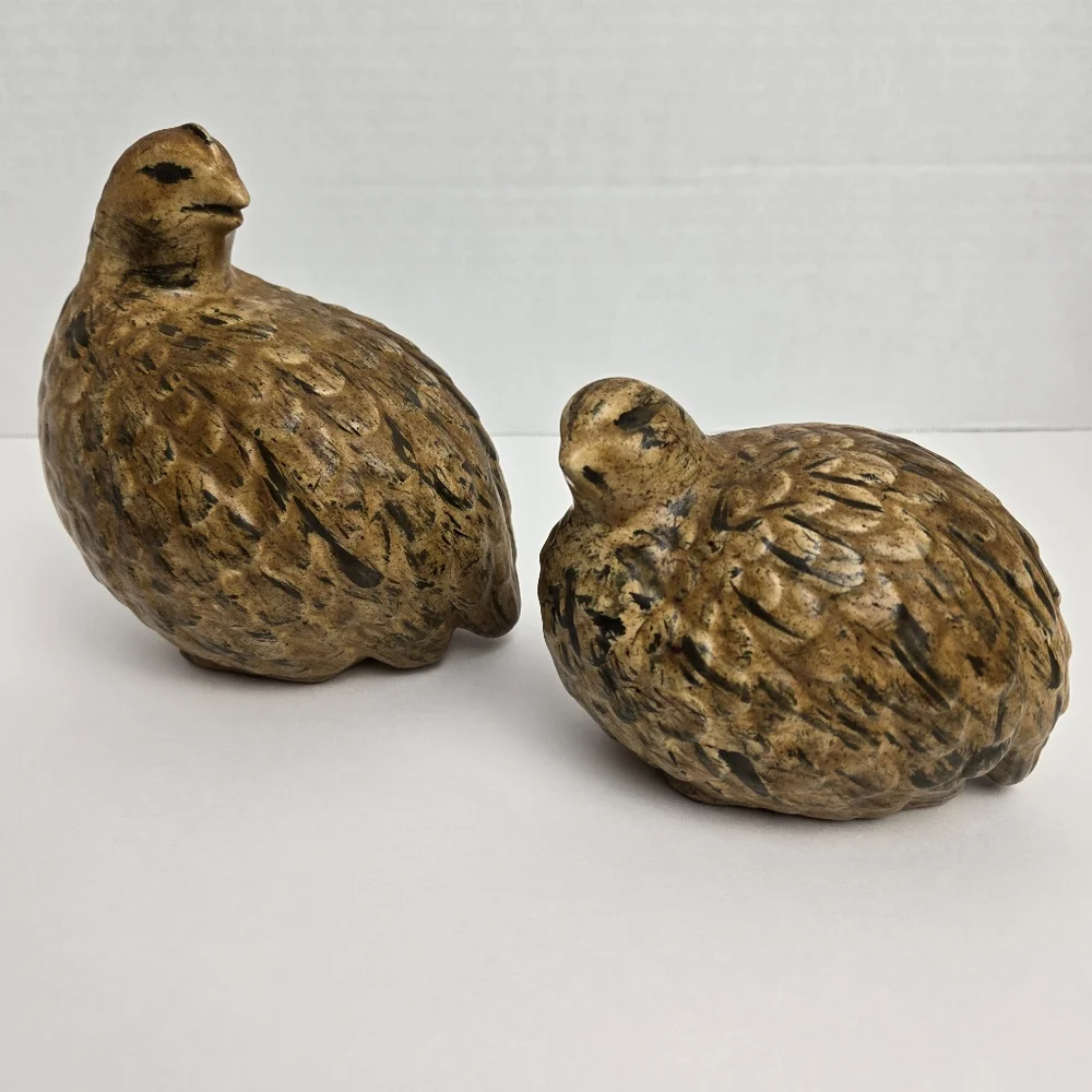 Vintage MCM 1966 Set Of 2 Hand Painted Art Pottery Pheasant Quail Bird Figures - Picture 1 of 16